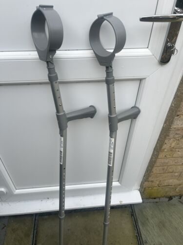 Double Adjustable Pair of Crutches with PVC Handle Ex Long Collection In Person - Picture 2 of 2