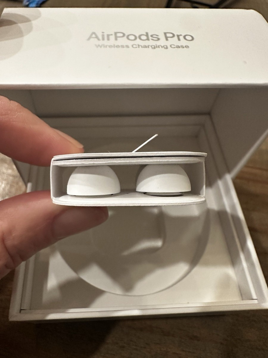 Apple AirPods Pro with Wireless Charging Case - White for sale