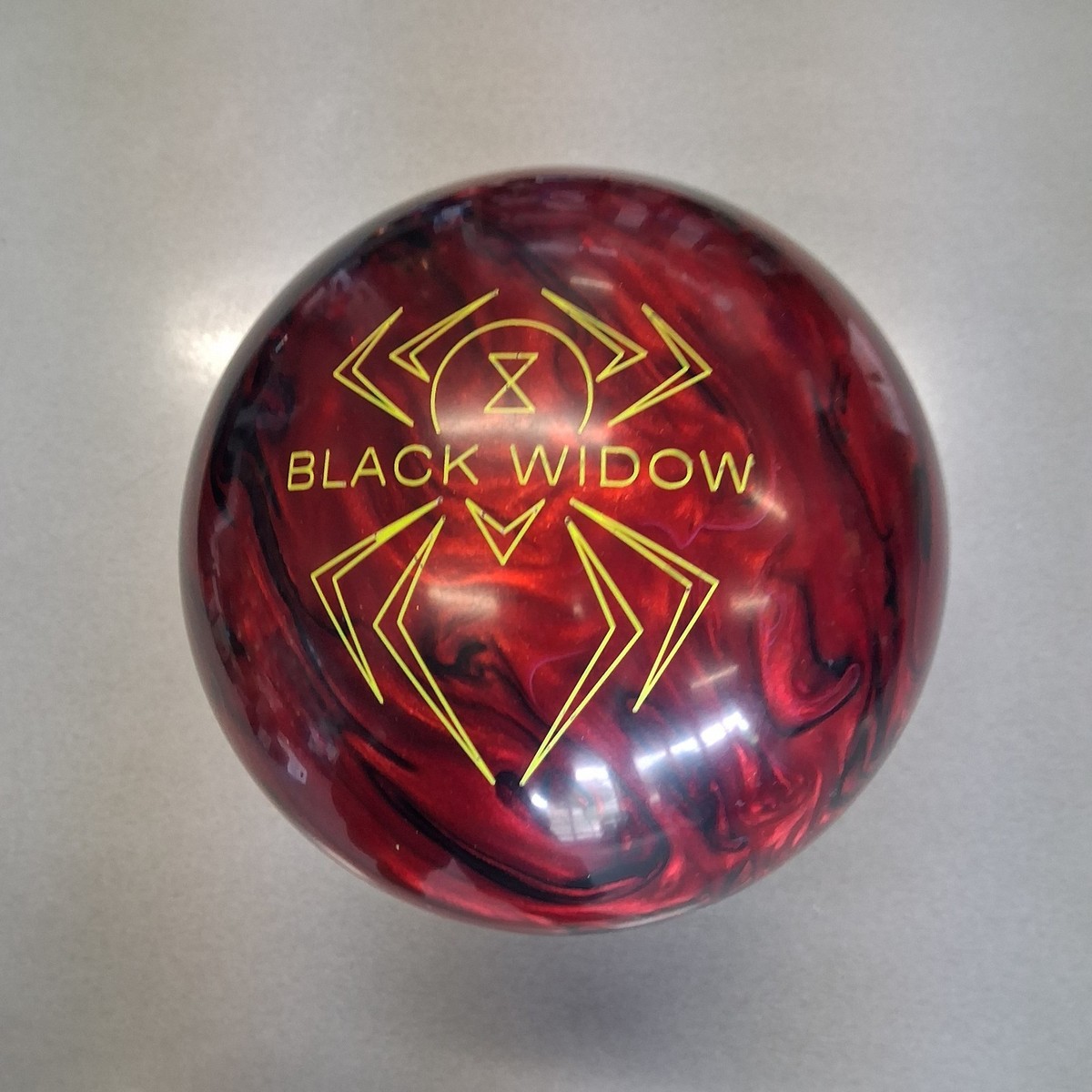 Hammer Black Widow 2.0 Hybrid bowling ball 15 LB new in box