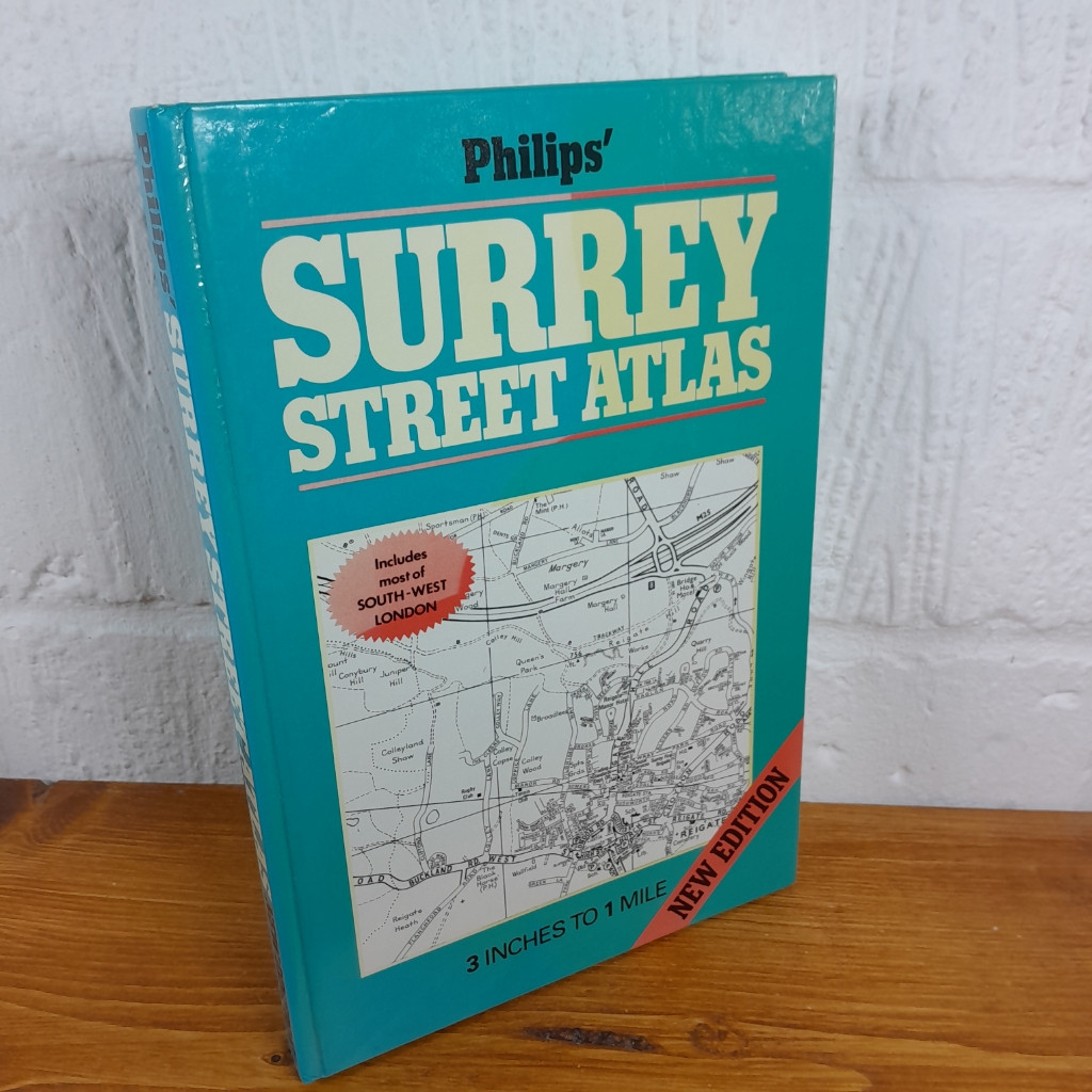 Philip's Surrey Street Atlas: 3 Inches to 1 Mile