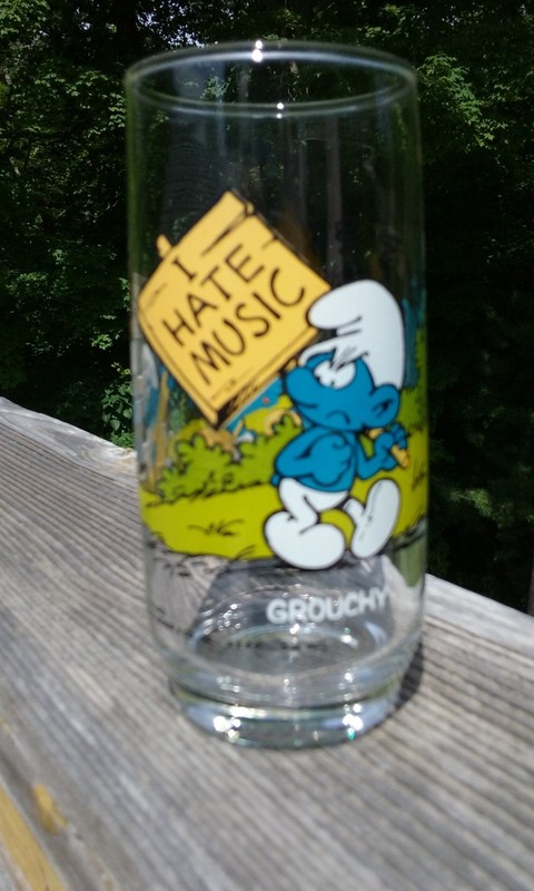 VINTAGE PEYO 1982 WALLACE BERRIE & CO., SMURF DRINKING GLASS, GROUCHY