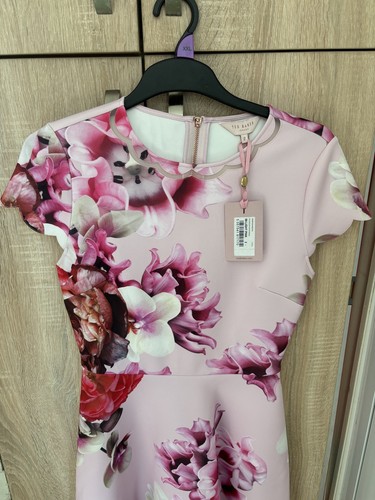Ted Baker ‘Maevea’ Nectar Floral White Blue Scalloped Skater Dress Size 2 Uk 10 - Picture 4 of 4