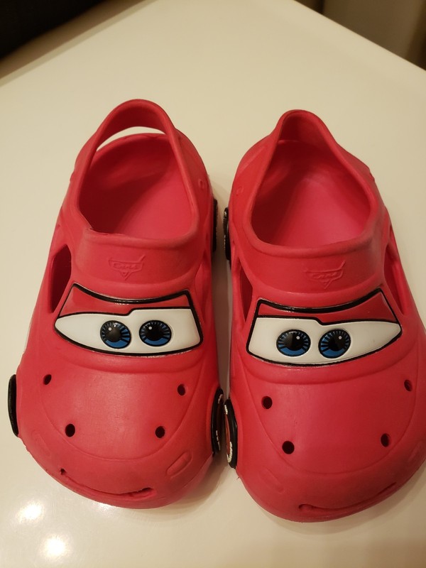 Disney Pixar Lightening McQueen Toddler Sandals  Size 6