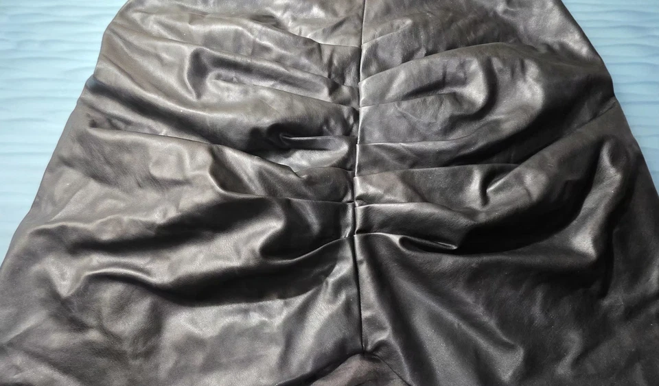 Pink Lily Women’s Faux Leather Black Skirt/Shorts ~ Zipper Size 2XL - Image 2 of 4