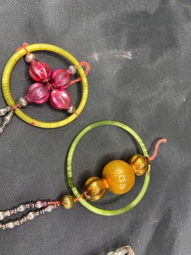 3 Vintage Christmas ornament Mercury glass and beads stunning - 第 4/5 張圖片