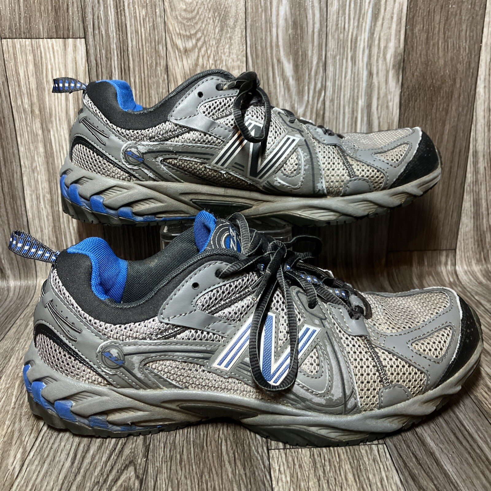 New Balance 573 Blue Gray All Terrain Men's Sneakers Lace Up Shoes Size 9D