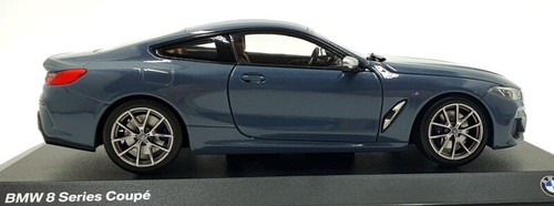 Norev 1/18 Scale 80 43 2 450 995 - BMW 8 Series Coupe - Met. Barcellona Blue - Picture 3 of 5