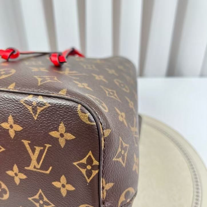 Louis Vuitton Neonoe MM Bucket Bag Monogram Red Leather Gold