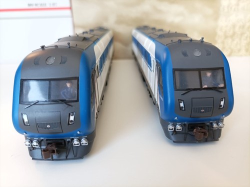 Locomotora h0 diesel doble bachmann china kuayue df11g. - Imagen 3 de 8