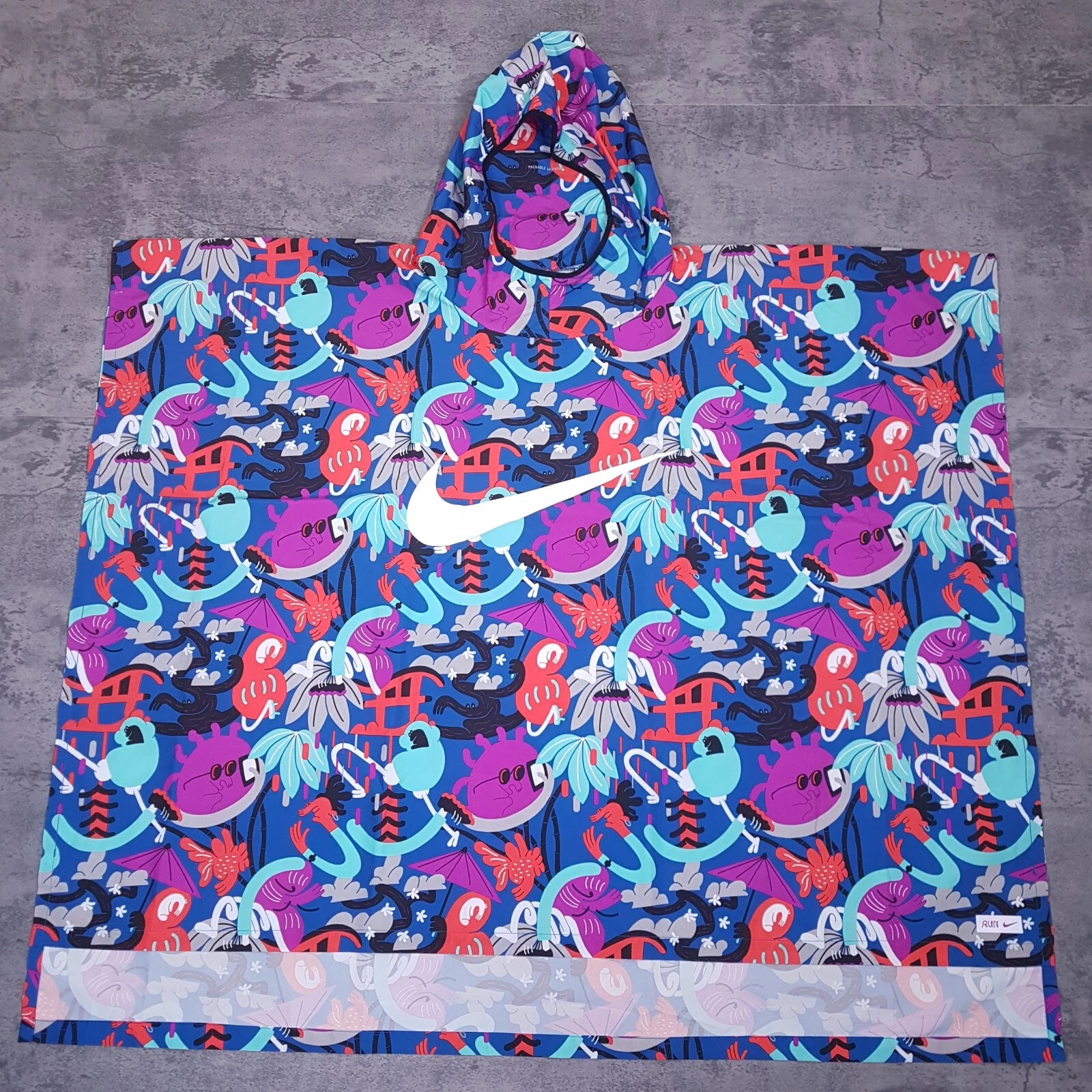 NIKE Marathoner Tokyo Poncho Jacket Adult Unisex Size S/M MultiColor