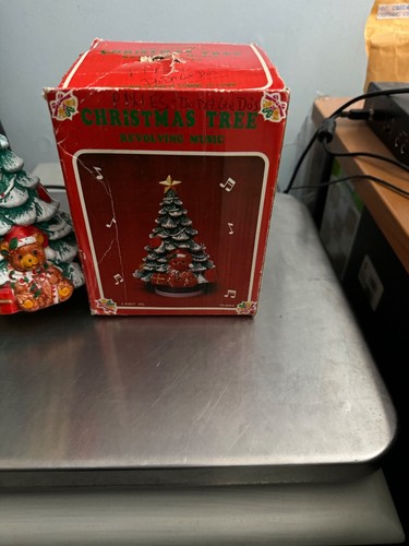 Fine Ceramic Christmas Tree Lite Hand Painted Vintage Used - Picture 3 of 8
