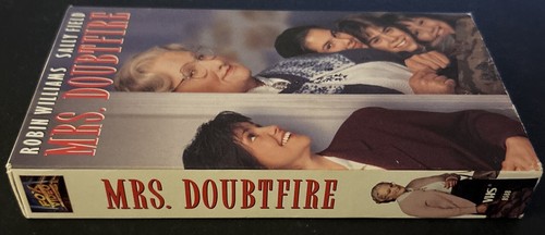 Mrs. Doubtfire VHS Robin Williams Sally Field Pierce Brosnan Harvey Fierstein - Picture 7 of 10