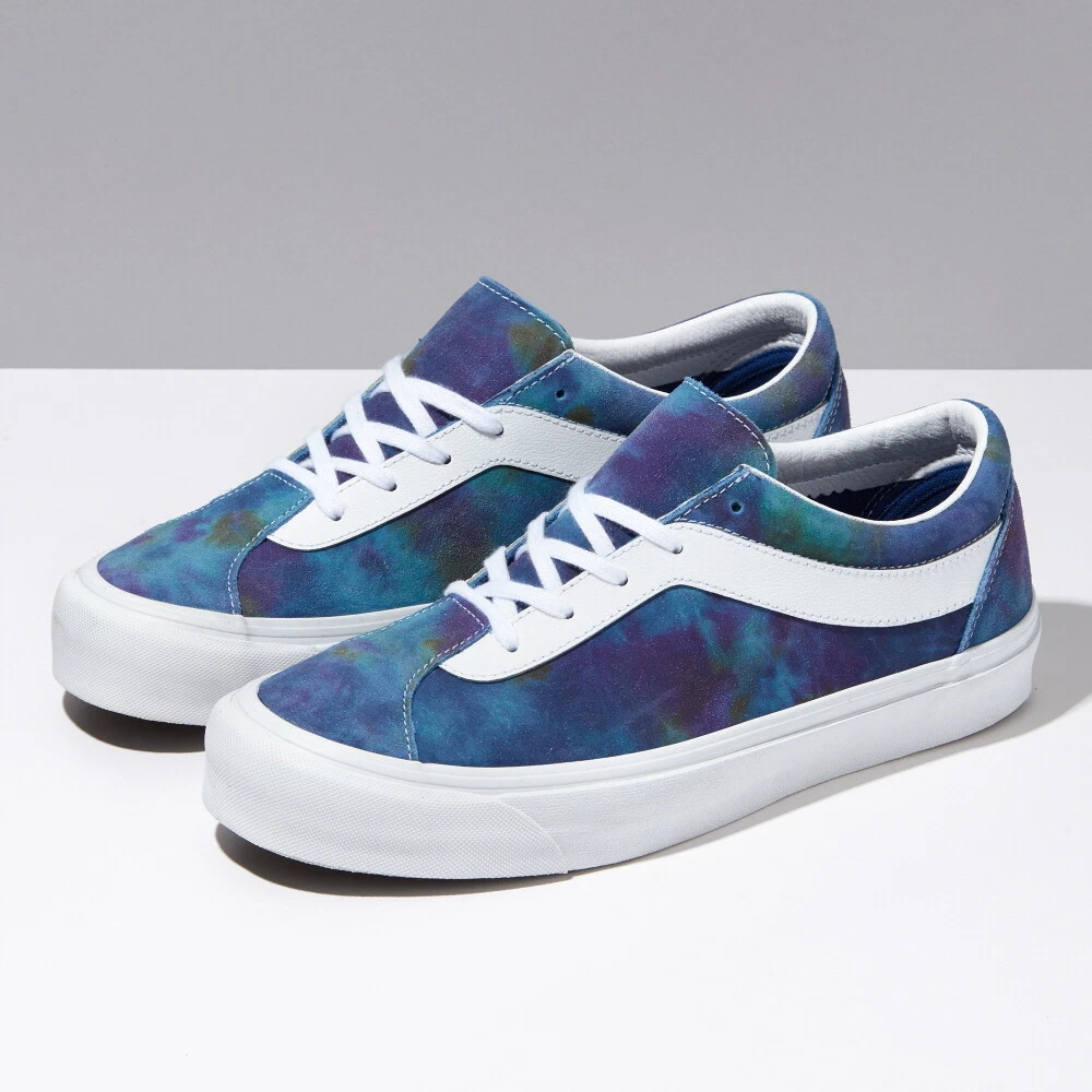 White suede deals dye