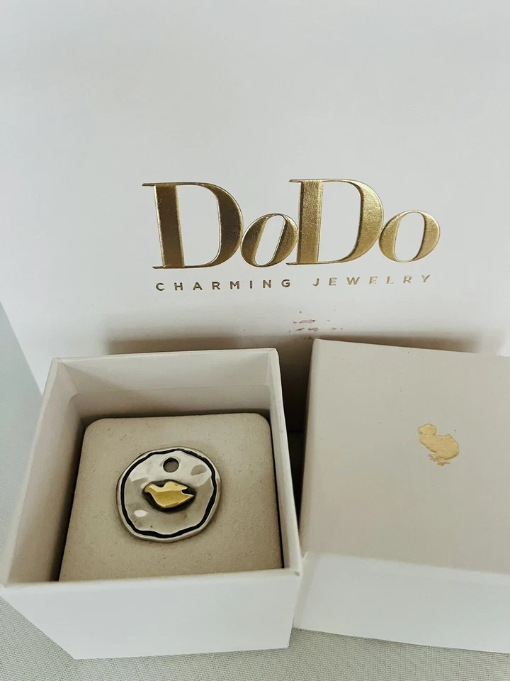 ciondolo Dodo Pomellato Piastrina Argento 925 e Sagoma Oro giallo 18kt RARO - Immagine 2 di 4