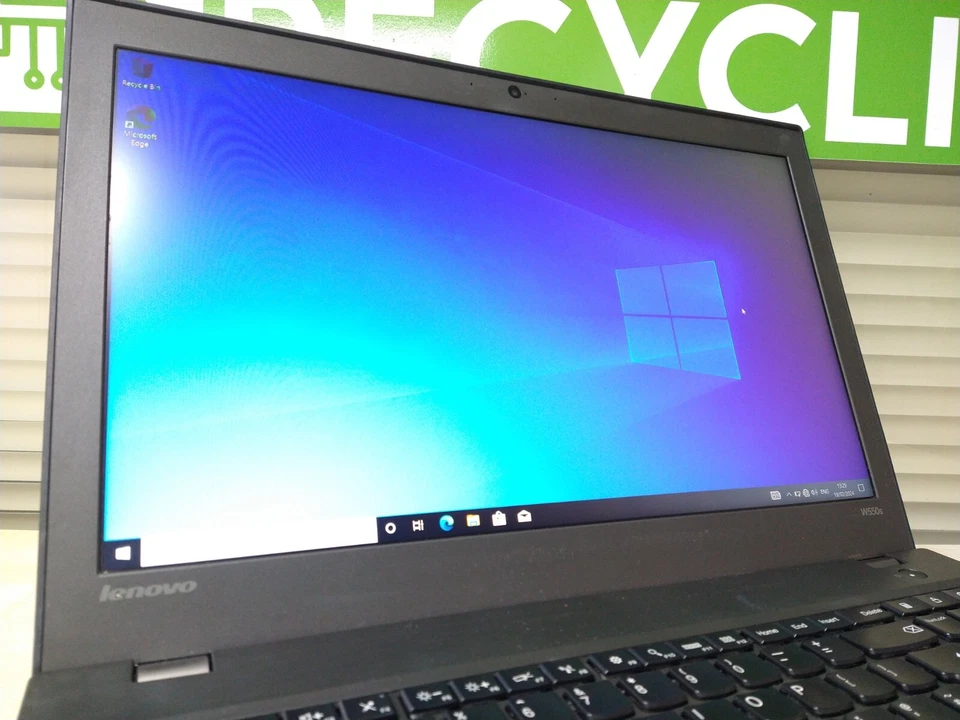 Lenovo ThinkPad W550s 8GB RAM 240GB SSD i7-5500U 2.40GHz *USED* - Image 3 of 4