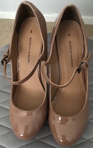 nude shoes size 6
