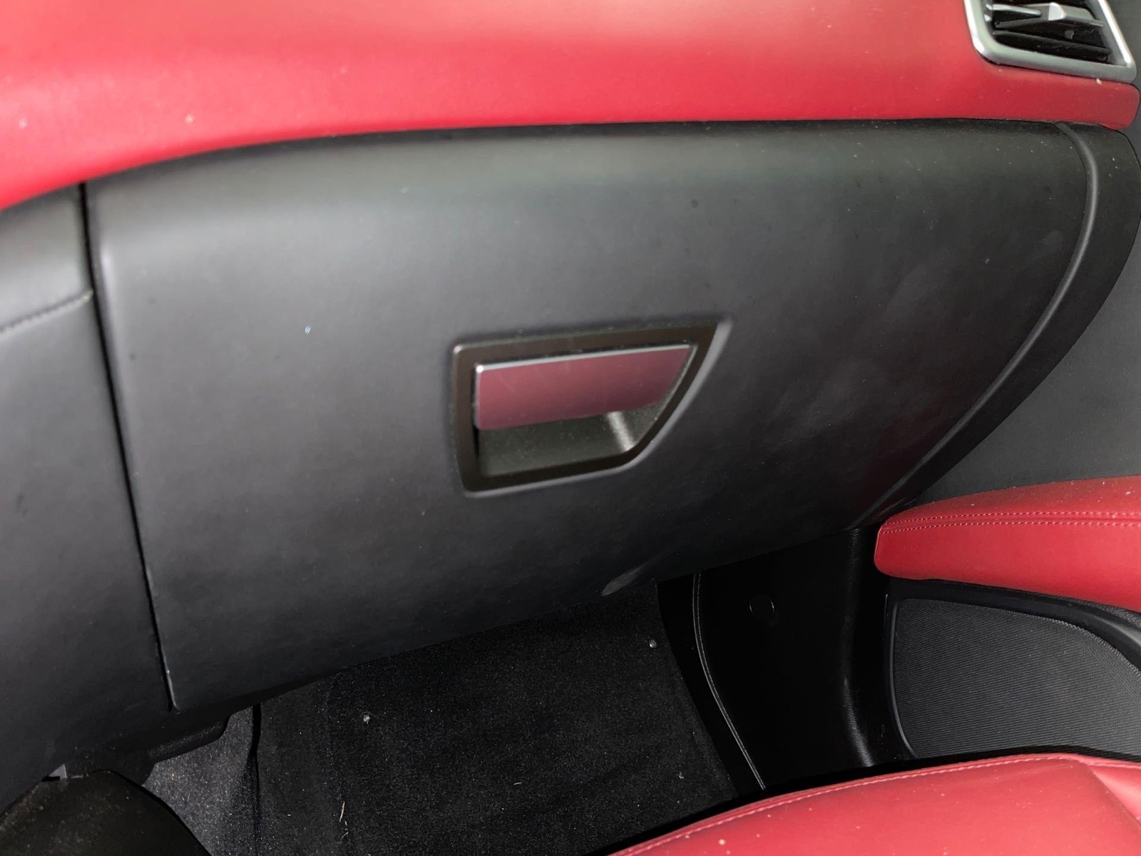 17 MASERATI GHIBLI Glove Box