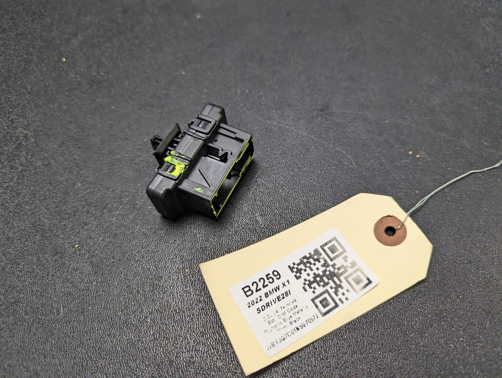 3PC Bus Interface Connector 2022 BMW X1 6814609 2016 2017 2018  