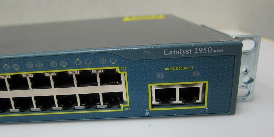 Cisco Catalyst 2950T 48 Port L2 with 2Gb uplinks  Switch  Model: WS-C2950T-48-SI - Image 3 of 4
