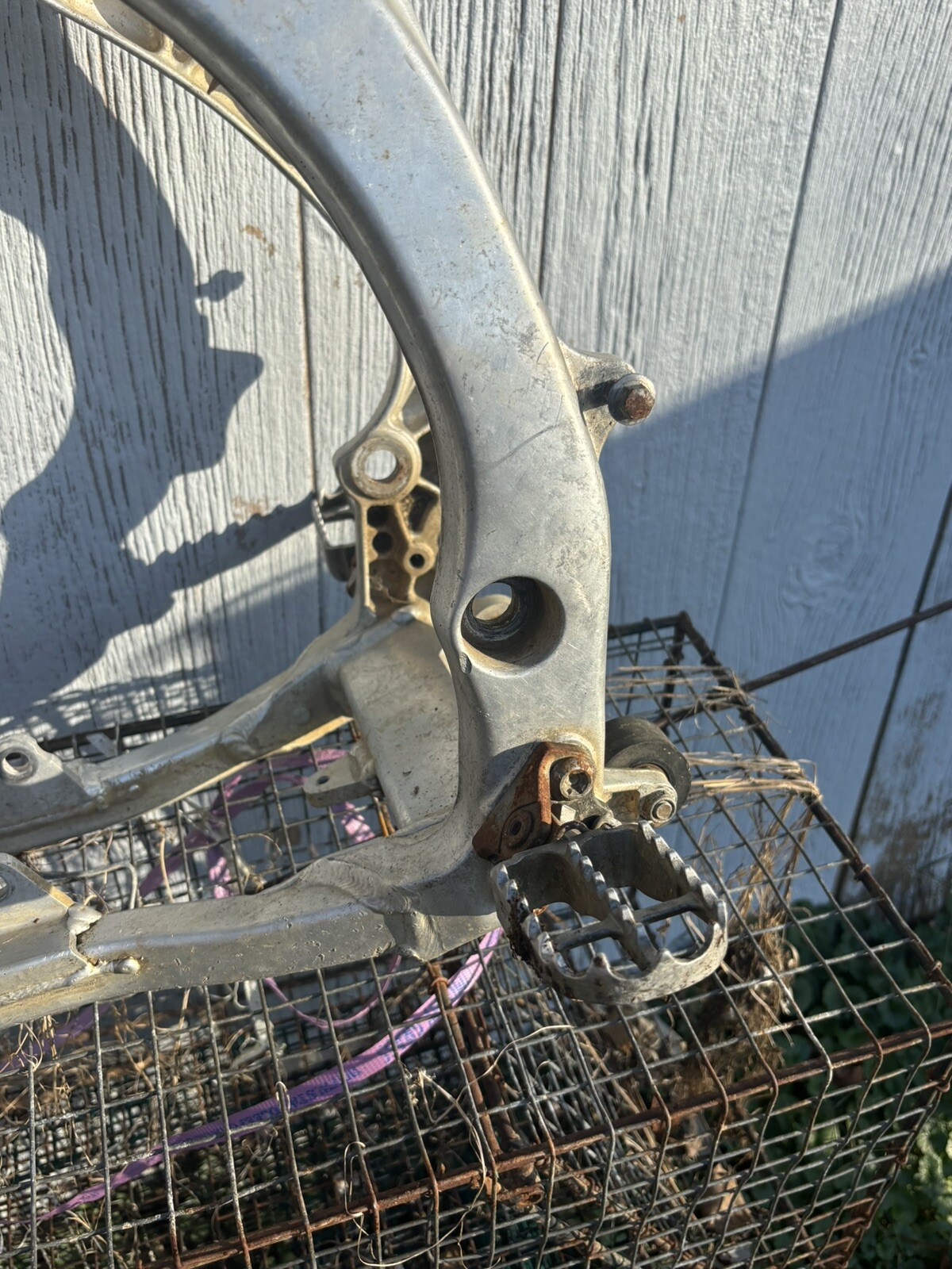 Picture 2 of 3