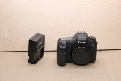 Canon EOS 6D 20.2MP Digital SLR Camera - Black (Body Only) 55K Shutter Count