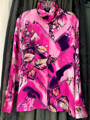 ESCADA VINTAGE SILK BLOUSE IN SHADES OF PINK NATURE PRINT FOLDED COLLAR 36 M