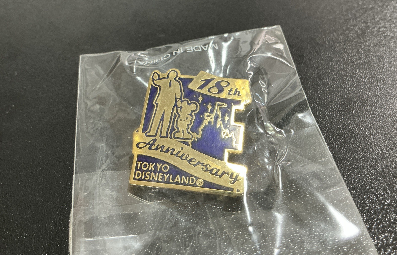 Rare Disney Pin Tokyo Disneyland 18th Anniversary Partners Statue 2001