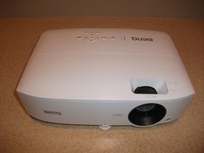 BenQ MH535FHD 1080p Home Theater Projector 3600 Lumens 3D Compatible 1.2X Zoom