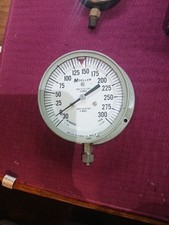 Moeller 4 Vacuum Pressure Gauge 30-0-300 Psig Lm Moeller 4 Vacuum Pressure Gauge 30-0-300 Psig Lm
