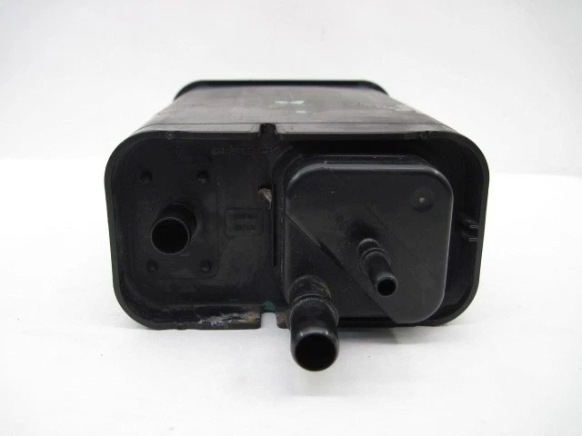 BOTE DE VAPOR DE COMBUSTIBLE Volvo S60 2006 06 30650221 713609 Foto 3 de 4
