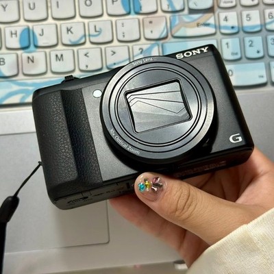 Sony Cyber-Shot DSC-HX50 Digital camera 20.4 MP 30x Optical Zoom