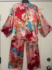 Natori Pajamas - Red Asian Floral Print Quiet Luxury Retro Whimsical Vintage