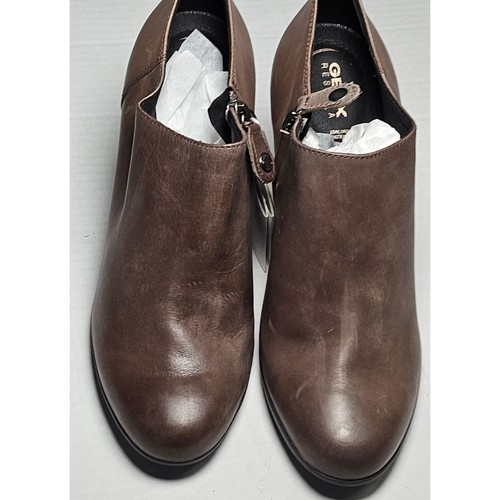 GEOX D Annya A Respira Brown Leather Booties Shooties Block Heel Womens 8 New