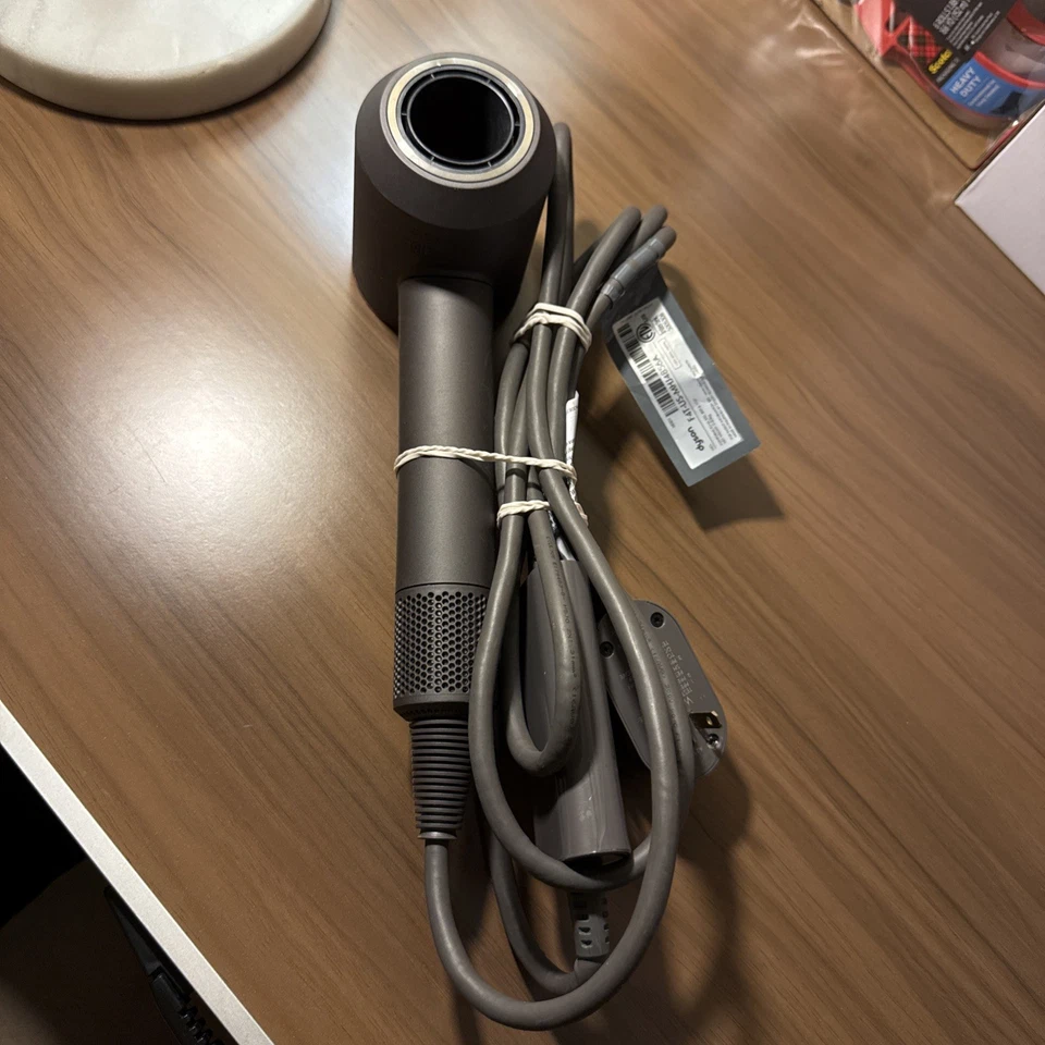 Dyson “HD-01” Used And Working *No Attachments* - Image 2 of 2