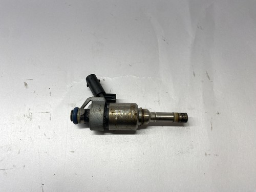 Audi A6 C7 4G2 4GC 2.0 TFSI 2014 Benzin Kraftstoffinjektor 06J133036B