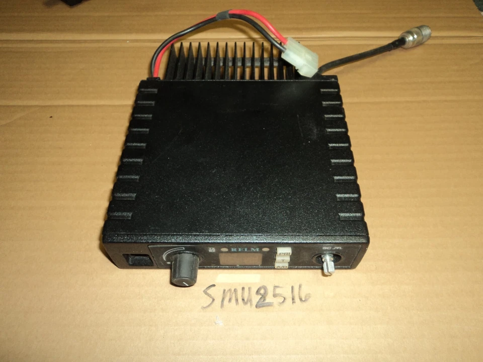 SMU2516  RELM UHF 40 watt, Radio  TESTED WORKING - Image 2 of 4
