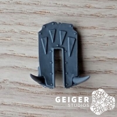 Warhammer 40K Ork Bits | Wrecka Krew | Rokkit Shield Tusk Option