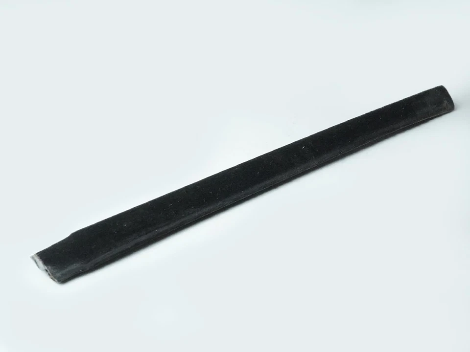 2003 - 2008 Mercedes Benz Sl Class R230 Sl500 Window Sill Weather Strip Lh Rear Foto 3 de 4