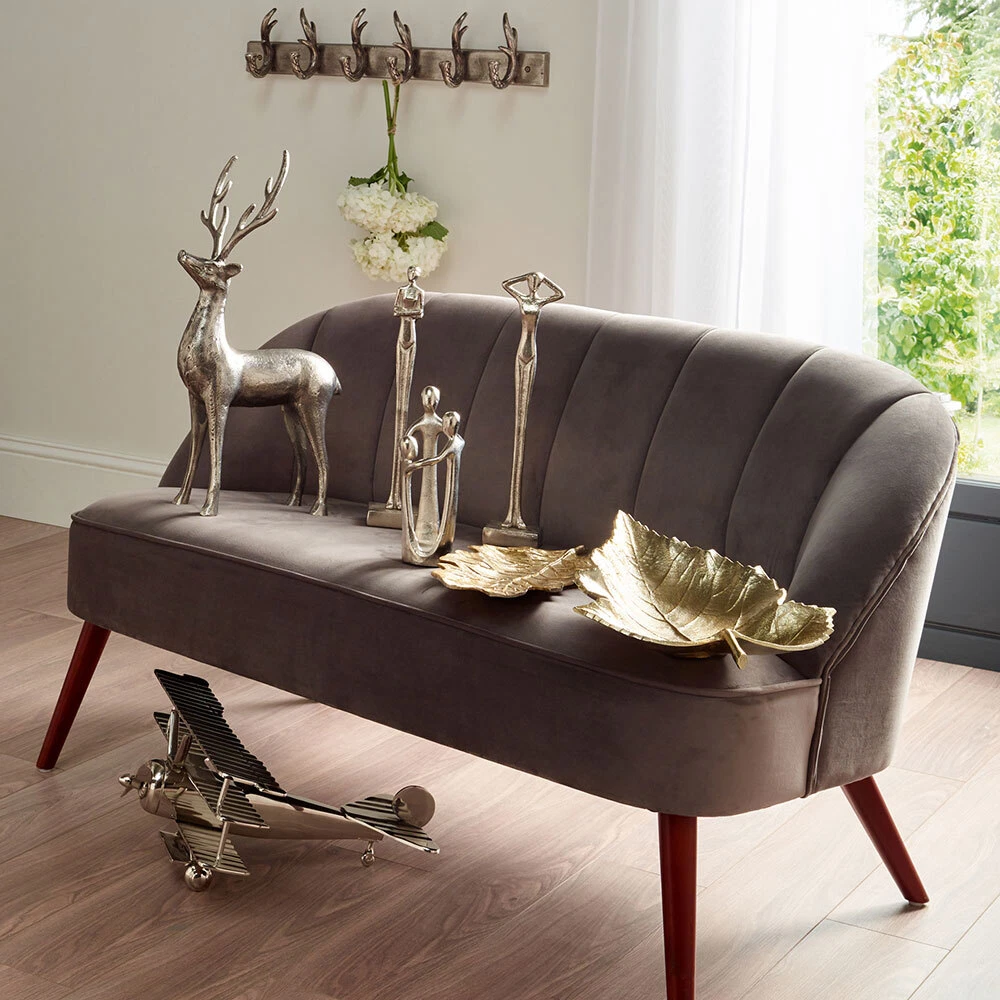 Blush pink 2024 cocktail sofa