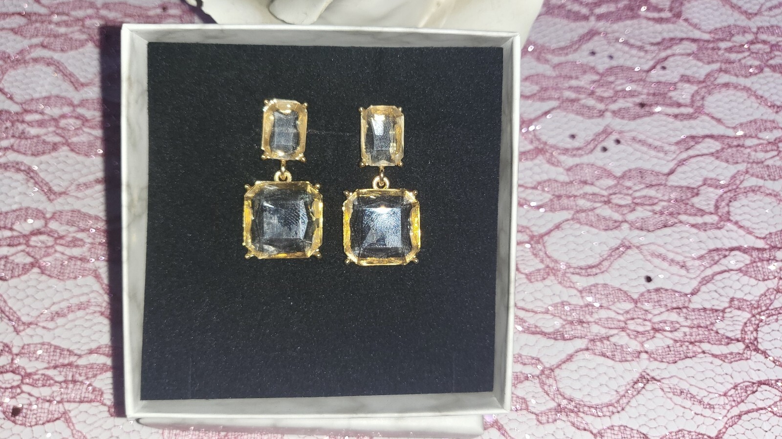 Foto 1 di 4