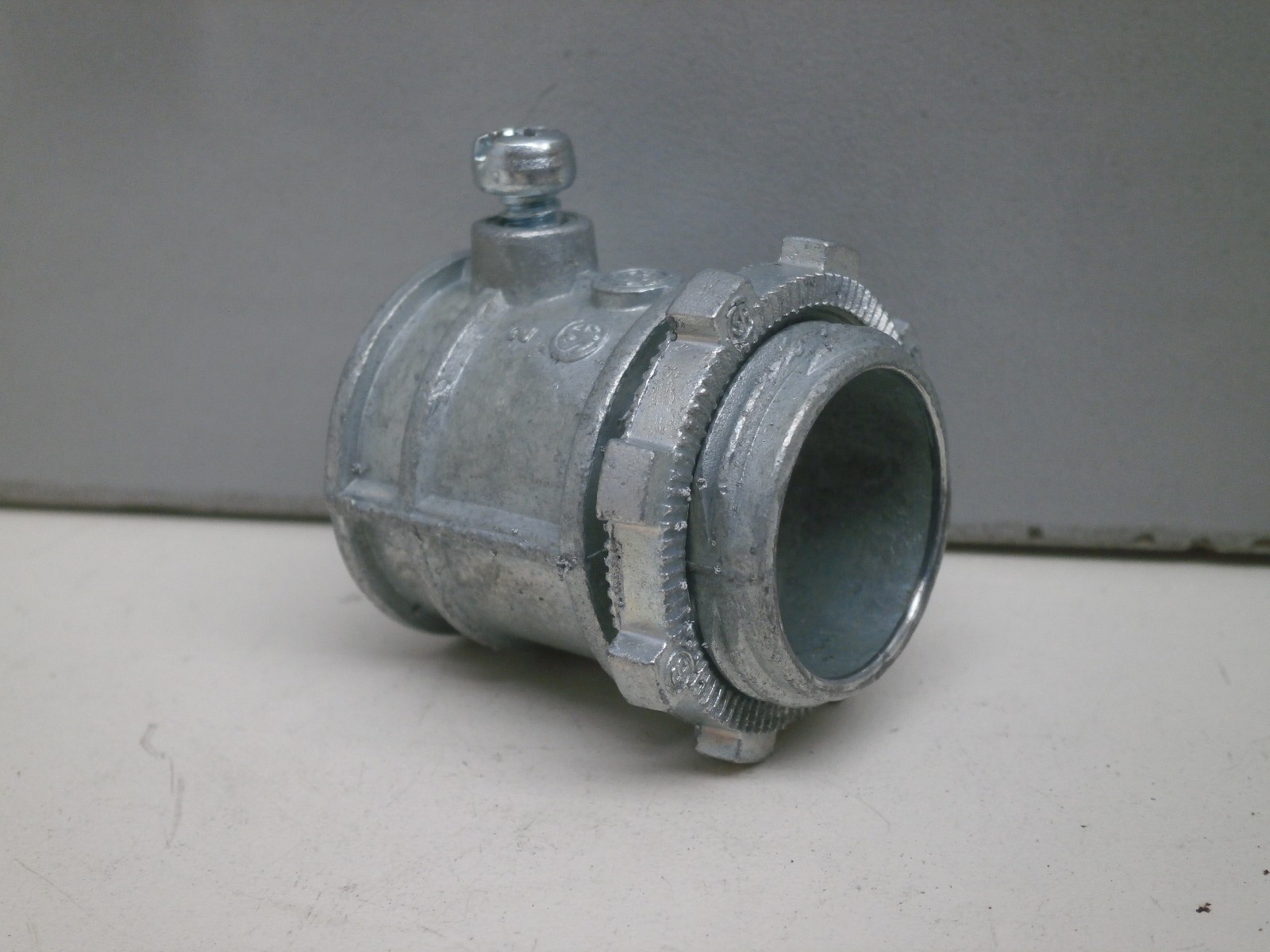 Lotto Da 25 Connettori A Compressione Bridgeport 408-DC2 3/4" (Nuovi - Magazzino Eccedenze)