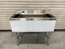 NEW 18X36 Jockey Box Under Bar Ice Bin & 7 Circuit Cold Plate NSF Regency #7243