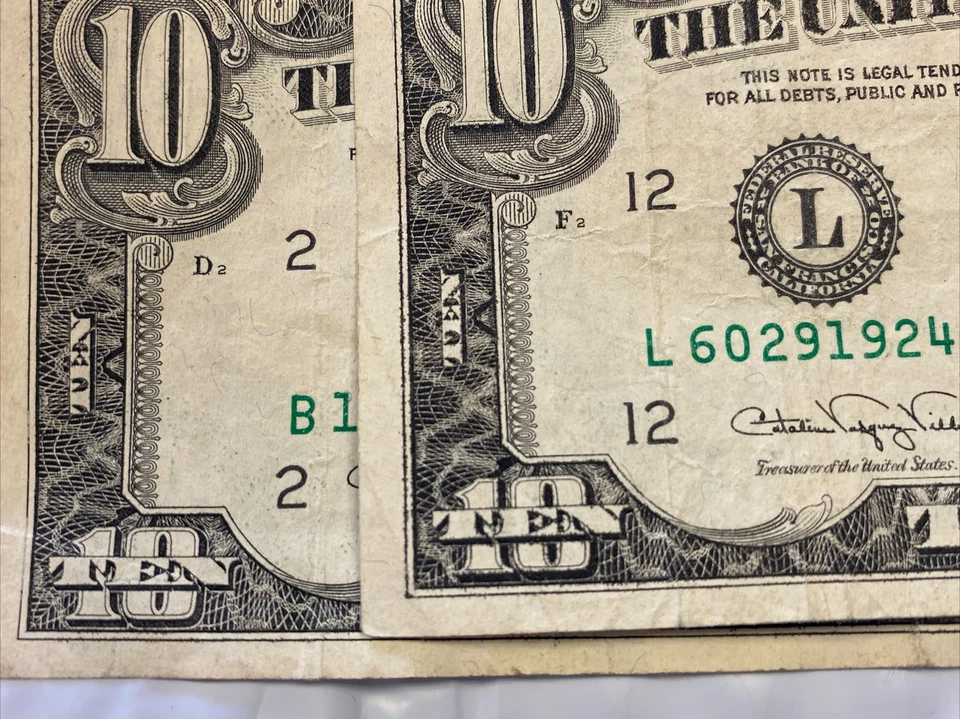 1990 2 $10 Bills VINTAGE Federal Reserve Note B15172952d - L60291924A Repeat N - Image 4 of 4