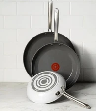 BRAND NEW - T-fal - Ceramic Non-Stick 3- Piece Fry Pan Set (8”, 10.5”, 12”)