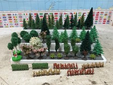 H0 Scale Box lot with tree and bush accessories for Train Layout