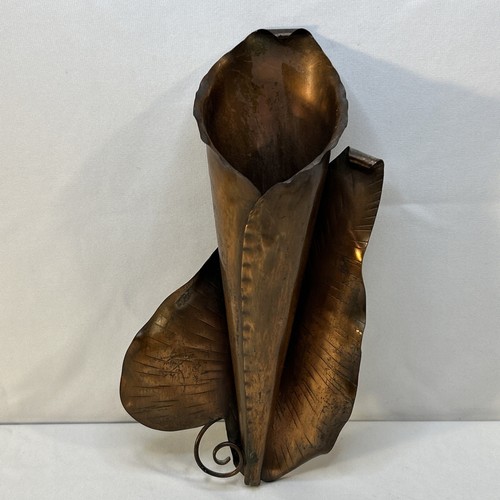 VTG Copper Wall Pocket Calla Lily Hanging Decorative Vase Planter 11"