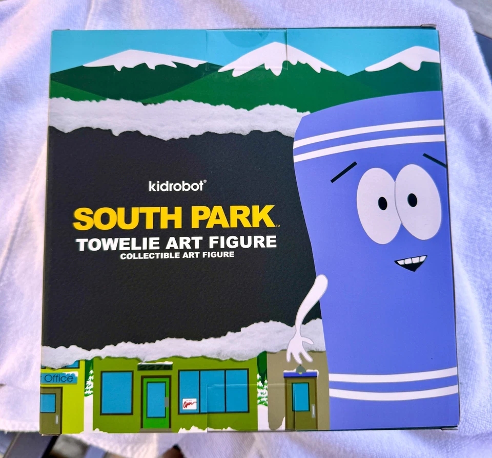 SOUTH PARK x kidrobot TOWELIE 8" w/BONG Psychedelic Edition SDCC /500 Sold-Out ! - Image 4 of 4