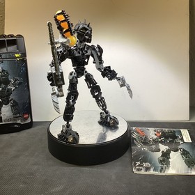 LEGO Bionicle Toa Nuparu complete w/ instructions and canister AH020110