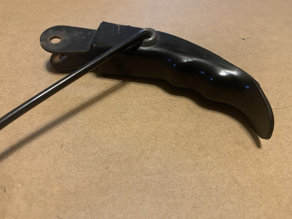 Chevy S10 Blazer GMC S15 1983-94 JIMMY NEUMÁTICO DE REPUESTO PESTILLO Y MANGO Foto 4 de 4