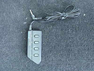ZOOM  REMOTE CONTROLLER   MODEL   9002R   VINTAGE ITEM